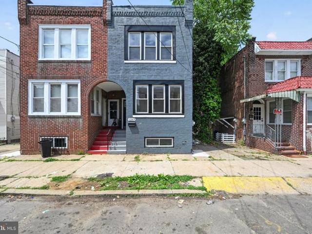 Townhouse for sale in Camden, New Jersey