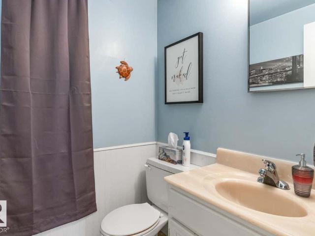 Townhouse for sale in Wedgewood, Alberta