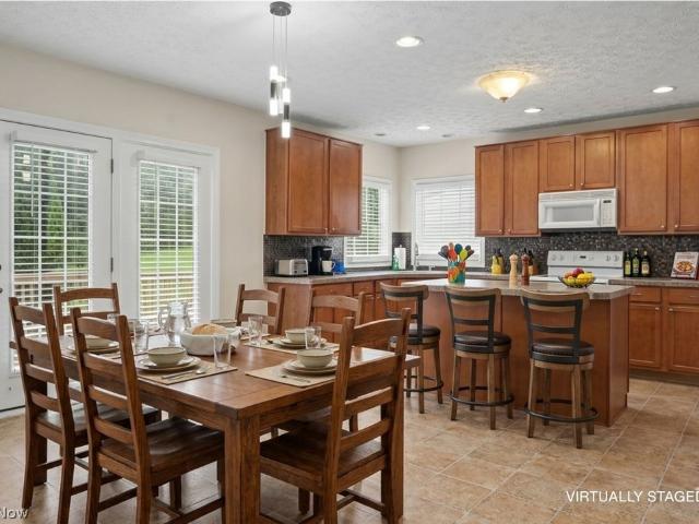 House for sale in Summit, Ohio