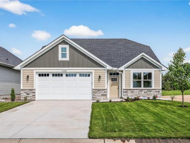 Townhouse for sale in Lindstrom, Minnesota