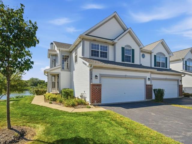 Townhouse for sale in Bartlett, Illinois