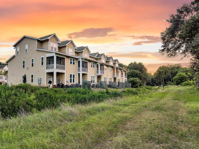 Townhouse for sale in Mount Pleasant