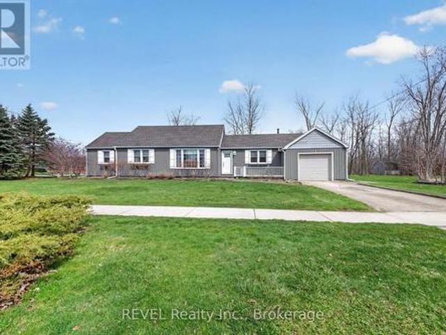 House for sale in Fort Erie, Golden Horseshoe