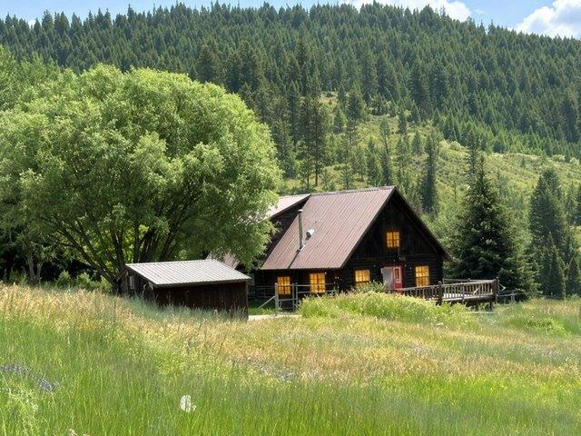 House for sale in Kettle Falls, Washington