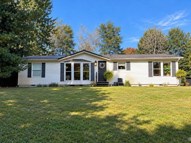House for sale in Middlebury, Elkhart County