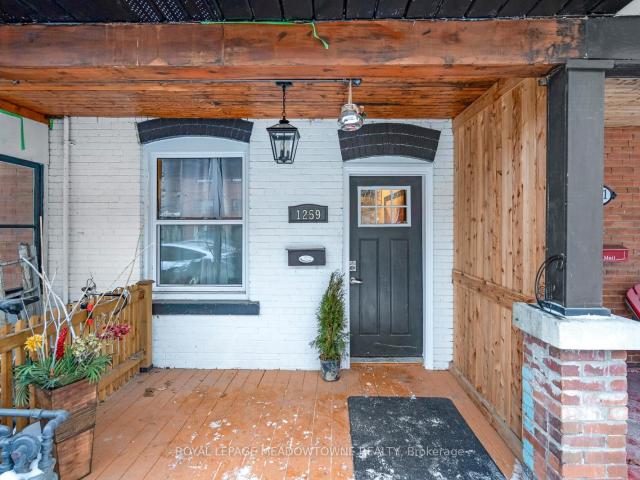 House for rent in Woburn, Ontario