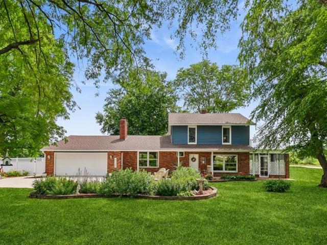 House for sale in Mahaska, Iowa
