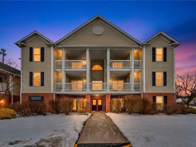Condo for sale in Hartville, Ohio