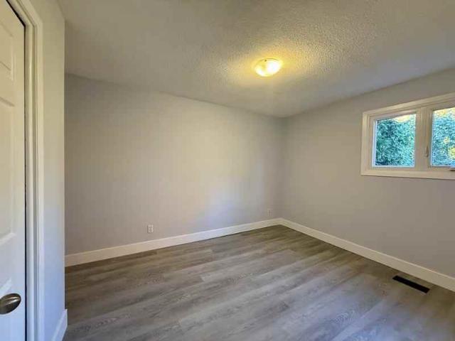 Apartment for rent in Mulhurst Bay, Ontario