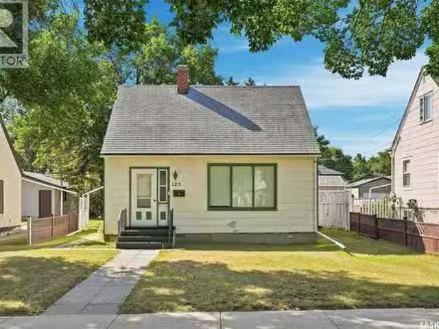 House for sale in Saskatoon, Saskatchewan