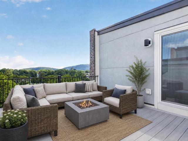 Townhouse for sale in Ridge Street, Charlottesville