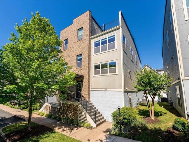 Townhouse for sale in Virginia