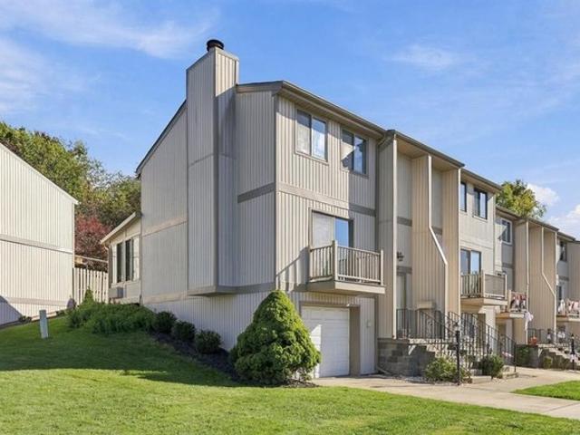 Townhouse for sale in Cranberry Township, Butler County