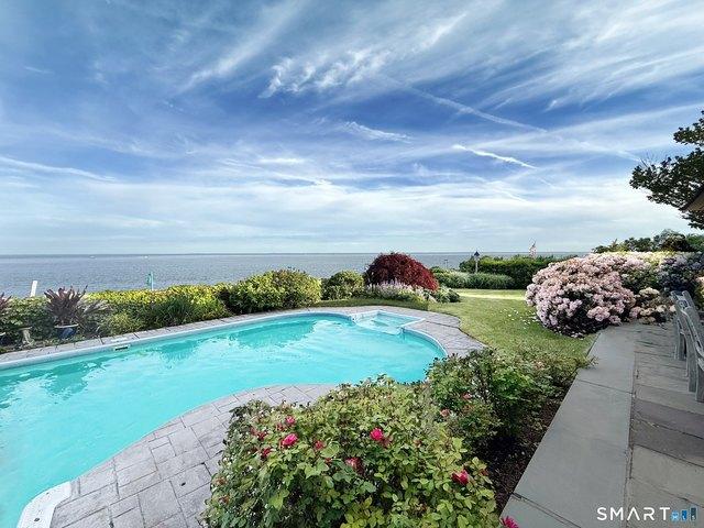 House for sale in Bridgeport, Connecticut