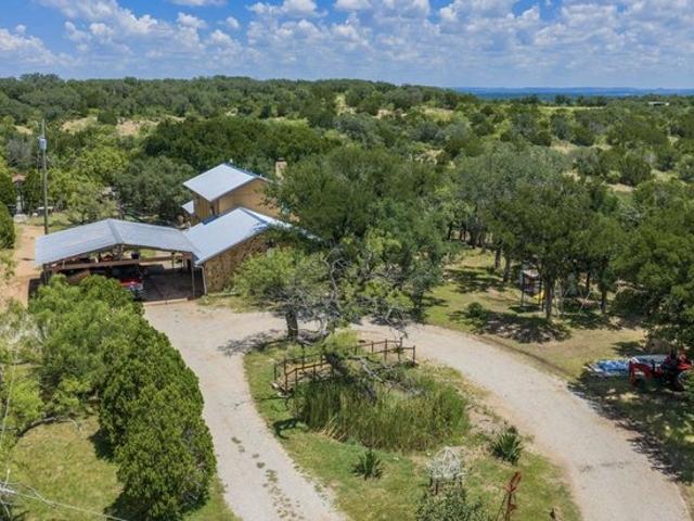 House for sale in Brownwood, Texas