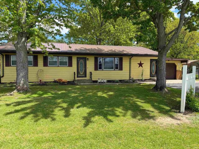 House for sale in Geneva, Indiana