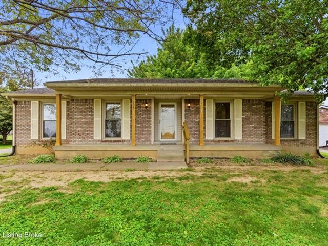 House for sale in Mount Washington, Kentucky