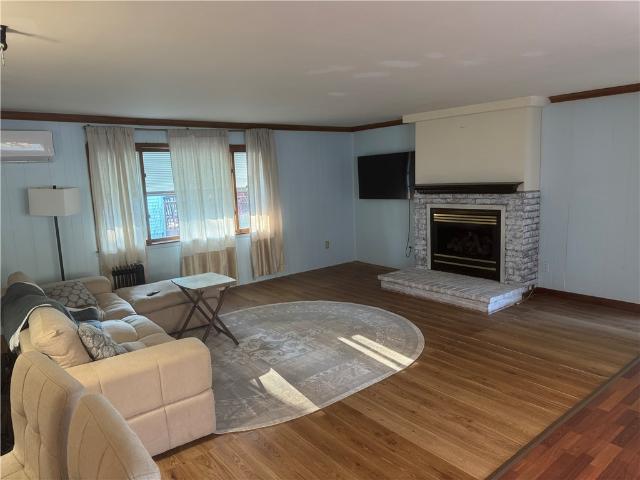House for sale in Village of Albion, Town of Albion