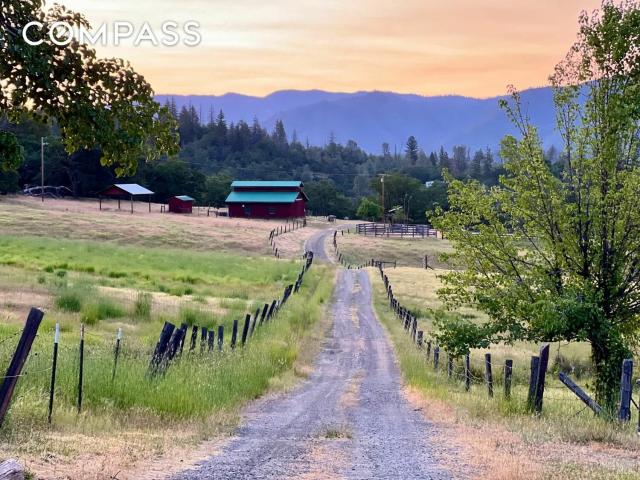House for sale in Hayfork