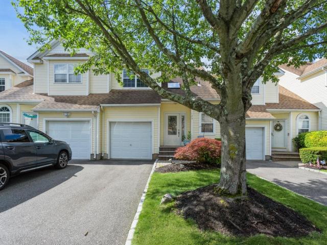 Condo for sale in Melville