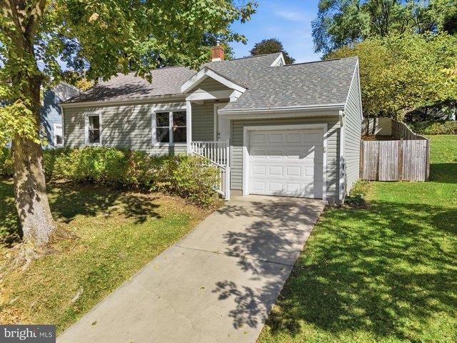House for sale in Lemont, State College