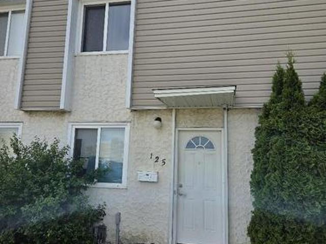 Townhouse for sale in Wedgewood, Alberta