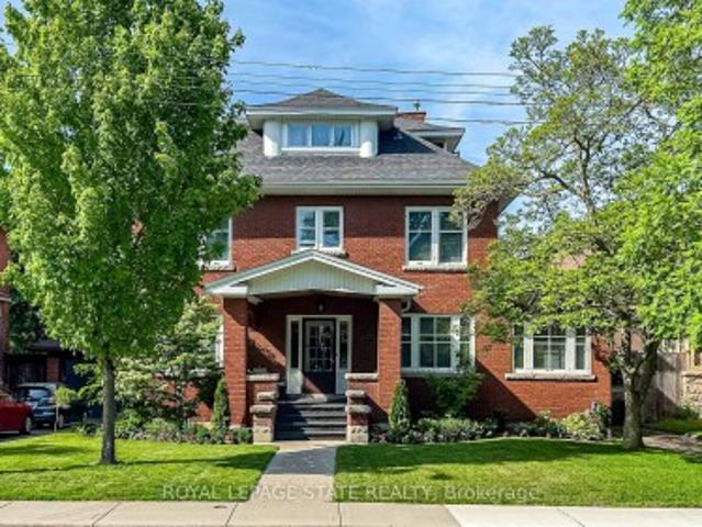 House for sale in Ancaster, Ontario