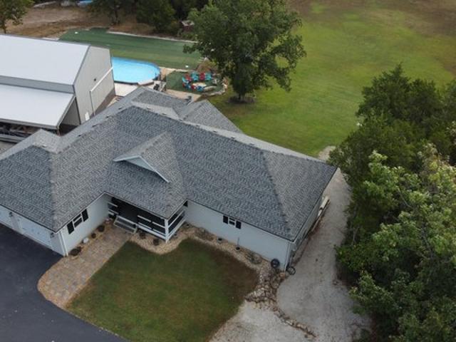 House for sale in Walnut Shade, Taney County