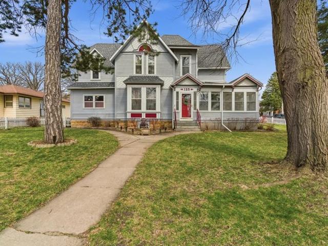 House for sale in Blue Earth, Minnesota