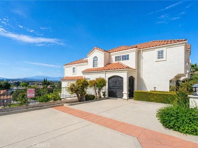 Condo for sale in Monterey Park, California