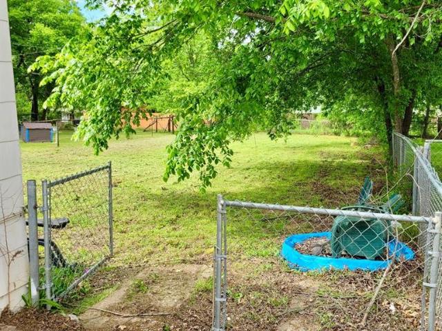 House for sale in Denison, Grayson County