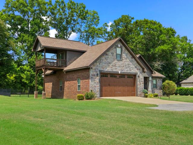 House for sale in Ark