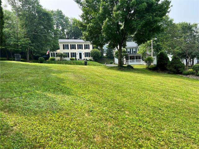 Farm for sale in Zelienople