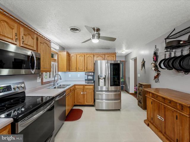 House for sale in Hardy, West Virginia