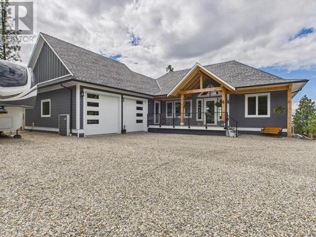 House for sale in Osoyoos