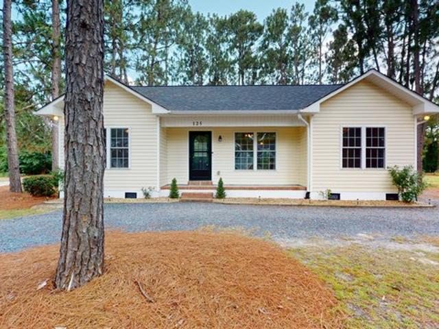 House for sale in Aberdeen, North Carolina