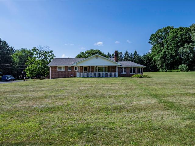 House for sale in Lyndora, Pennsylvania
