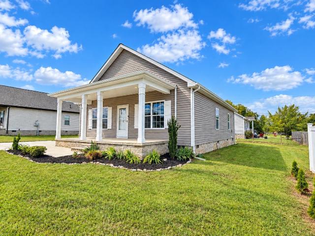 House for sale in Smithville, Middle Tennessee