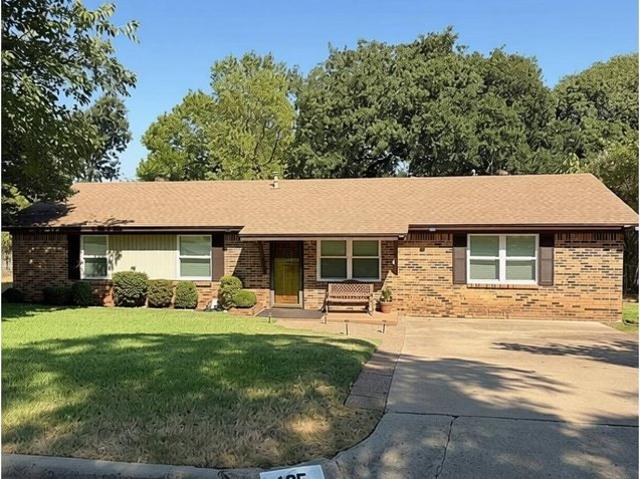 House for sale in Azle, Tarrant County