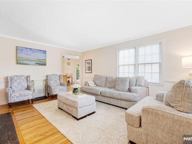 House for sale in Glen Rock