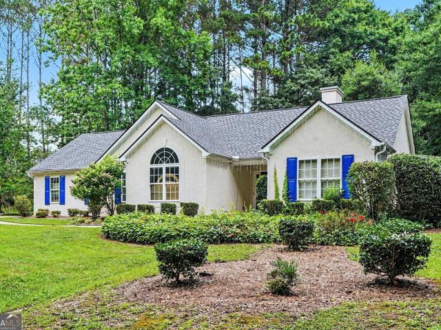 House for sale in Sharpsburg, Georgia