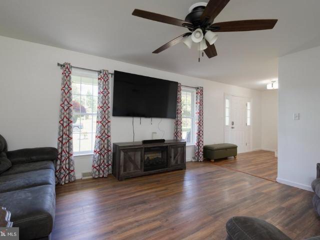 House for sale in Little Britain, Little Britain Township