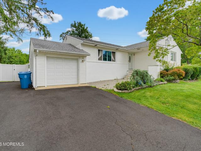 House for sale in Cliffwood, New Jersey