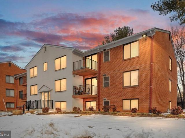 Condo for sale in Virginia