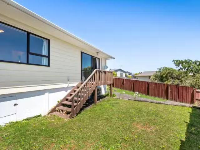 House for sale in Days Bay, Wellington