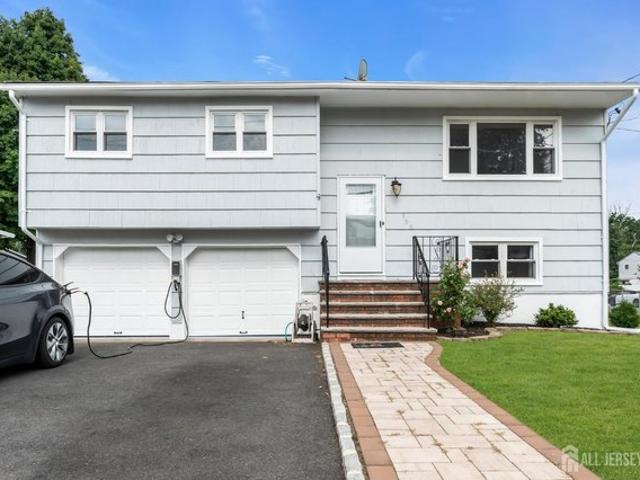 House for sale in Edison, New Jersey