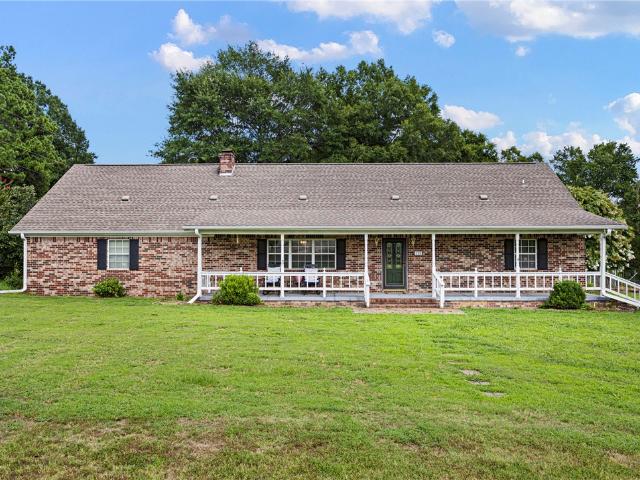 House for sale in Dover, Pope County