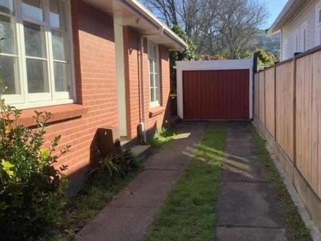 Apartment for rent in Days Bay, Wellington