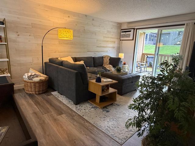House for sale in Grand View Mobile Park, Red Wing