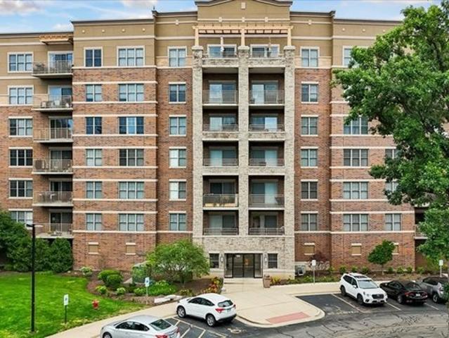 Condo for sale in Bloomingdale, Illinois